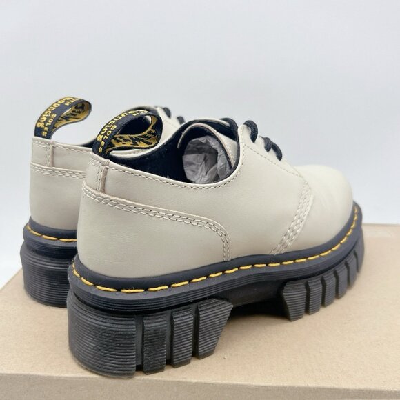 Dr. Martens Audrick 3-Eye Platform Lace Up Shoe VINTAGE TAUPE Nappa Lux US 6 - Picture 8 of 14